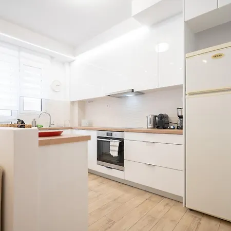 Train Station Flat For 4 Persons * Athens