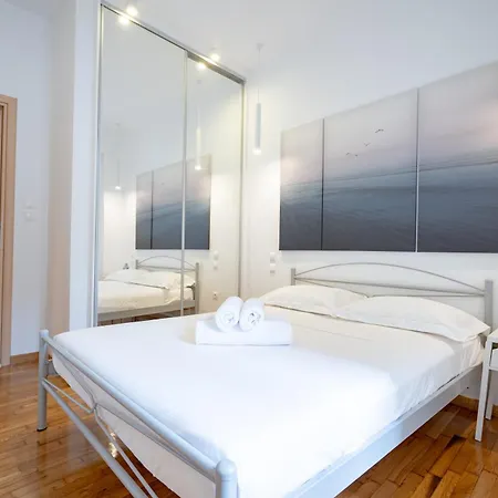 Train Station Flat For 4 Persons Athens
