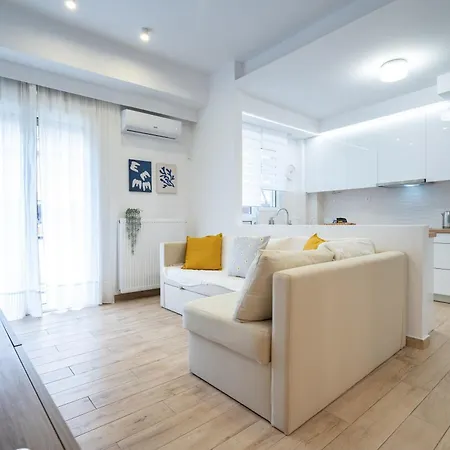 Train Station Flat For 4 Persons Apartment *